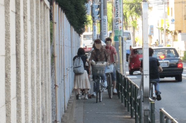 写真：道路整備状況　提供：真如苑